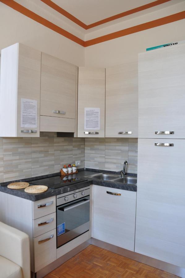 Casa Maderno Hotell Toscolano Maderno Eksteriør bilde