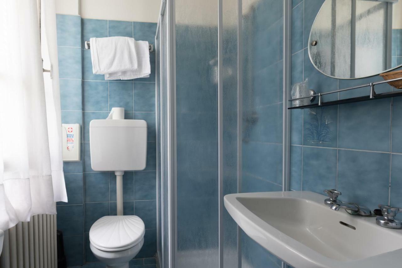Casa Maderno Hotell Toscolano Maderno Eksteriør bilde